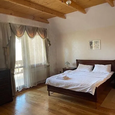 Holiday home зруб Skhidnytsia